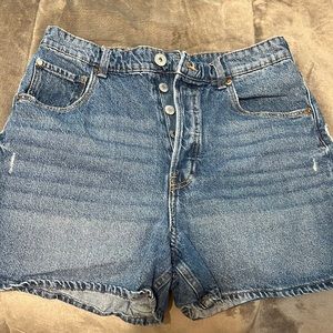 H&M Button Up Jean Shorts - 8 - High Waisted